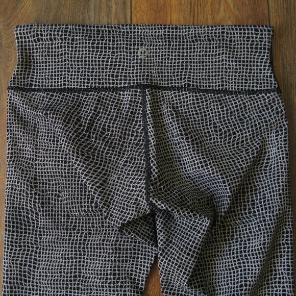 Lululemon Fall Net leggings size 6 *EUC - Picture 8 of 11